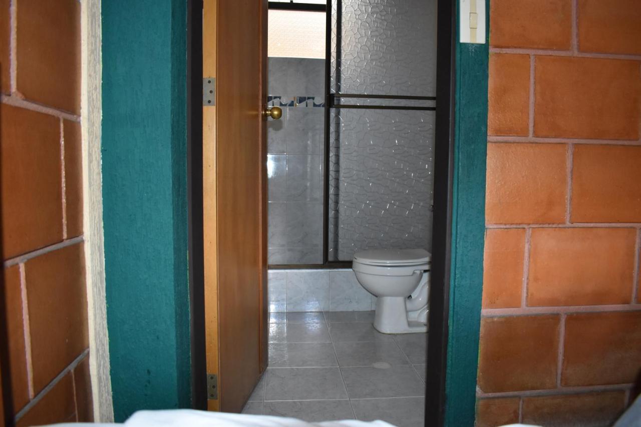 Hotel Ciudad Dulce 莫尼基拉 外观 照片