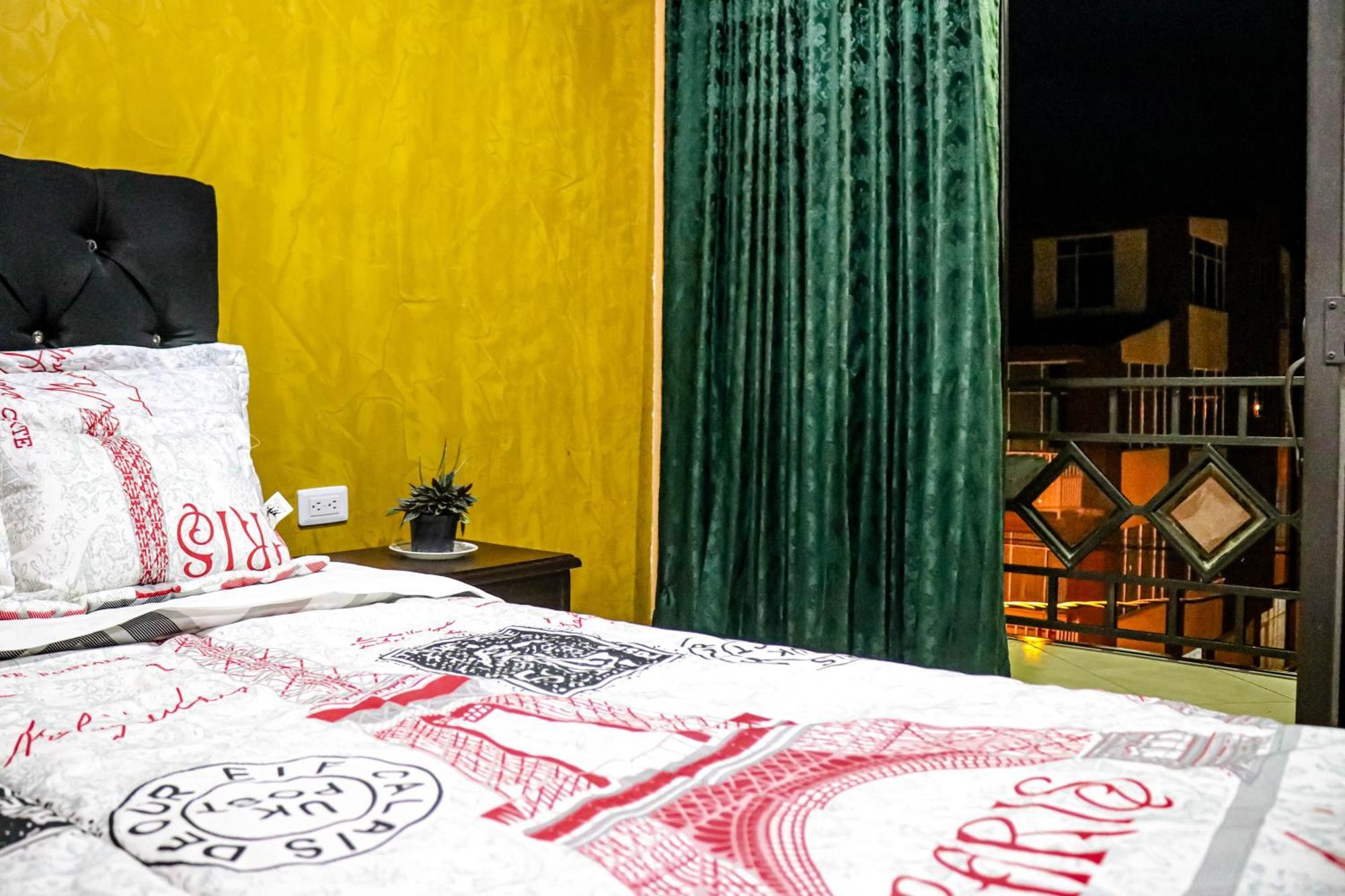 Hotel Ciudad Dulce 莫尼基拉 外观 照片