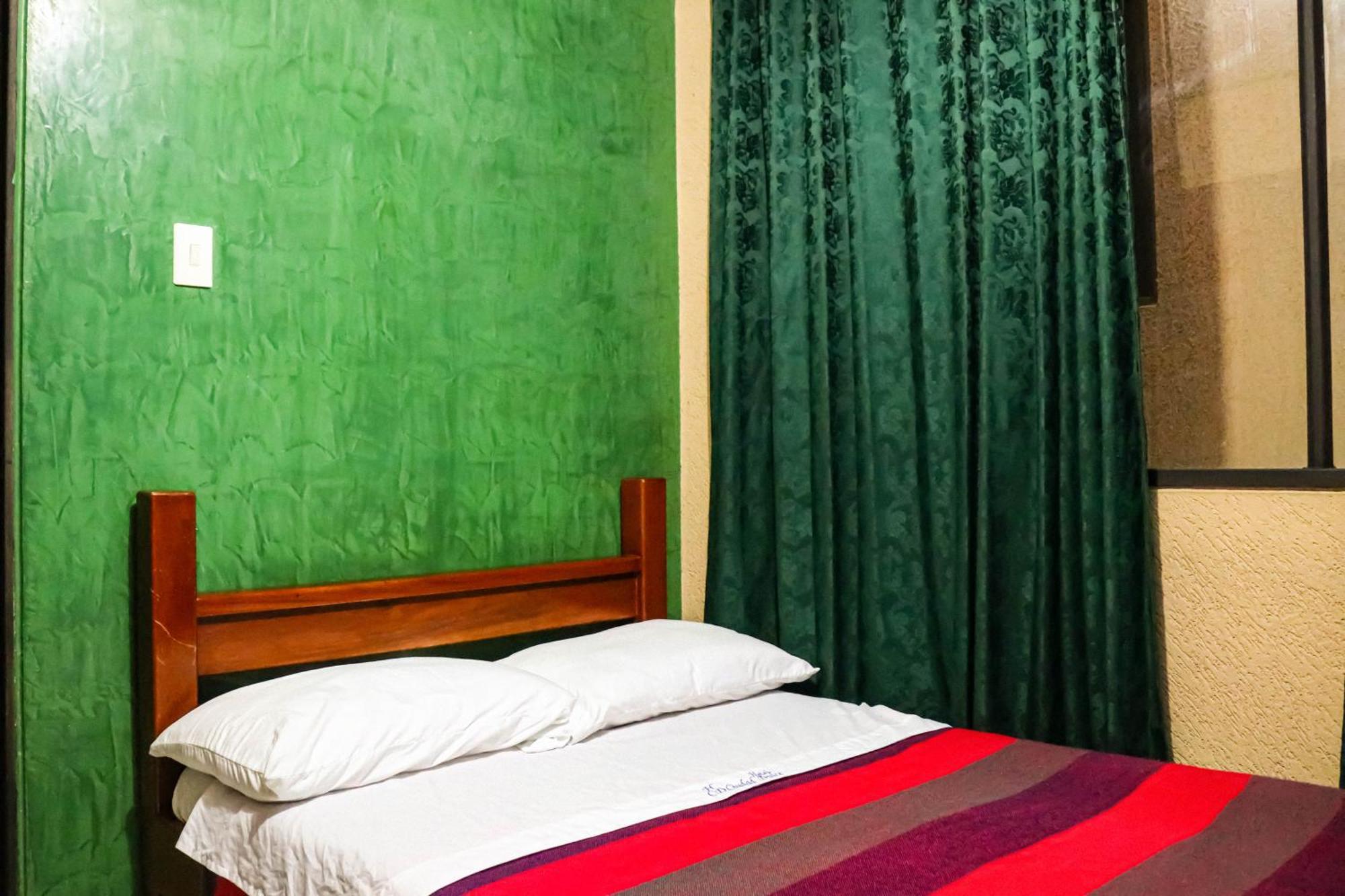 Hotel Ciudad Dulce 莫尼基拉 外观 照片