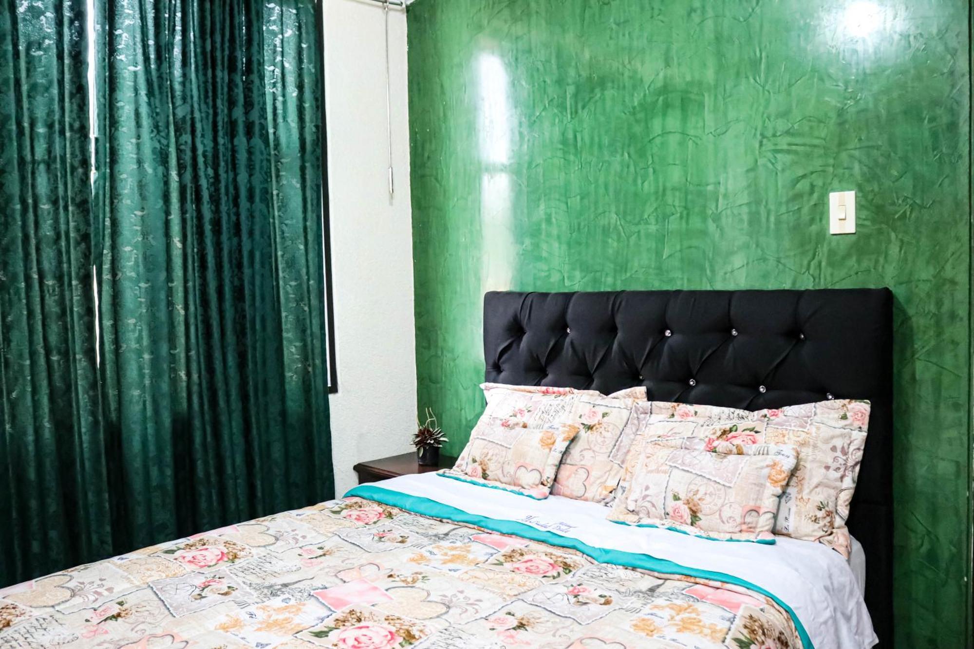 Hotel Ciudad Dulce 莫尼基拉 外观 照片